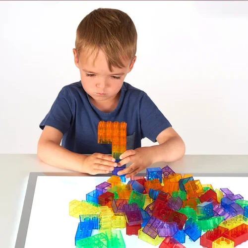 Piezas de construcción de colores transparentes